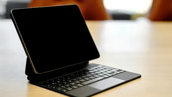 Cum configurezi eSIM sau hotspot Wi-Fi pe iPad cu 4G/5G