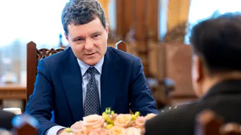 Nicuşor Dan, mesaj la Serbările de la Ţebea: Idealurile lui Avram Iancu rămân actuale într-o lume marcată de diviziuni