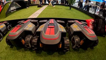 Roborock lansează primii săi roboți inteligenți de tuns iarba. Tot ceea ce trebuie să știi despre RockMow Z1, RockMow S1 și RockNeo Q1
