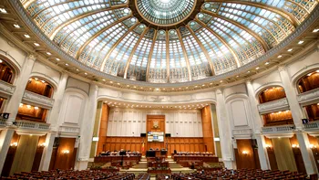Patru moțiuni de cenzură împotriva Guvernului Bolojan, dezbătute în Parlament. Eșec total pentru opoziție, nicio moțiune nu a trecut UPDATE