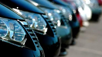 Piața auto din România se prăbușește, achizițiile au fost îngropate de amânarea Rabla. Singurul segment în creștere