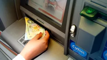 Ce recomandă Banca Centrală Europeană pentru situații de criză precum penele de curent majore: Sfaturile care te-ar putea scoate din impas