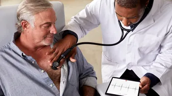 Stetoscopul inteligent cu inteligență artificială promite diagnostic cardiac în doar 15 secunde