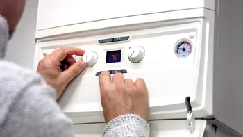 Ce trebuie să faci ca să nu mai pornească centrala la fiecare oră când e ger afară. Setările optime de temperatură pentru facturi mai mici