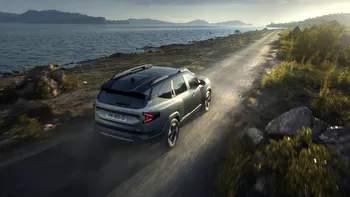 Dacia Duster și Bigster Hybrid G-150 4×4 primesc noua cutie Magna DW23: transmisie cu 4 trepte reale și 2 virtuale