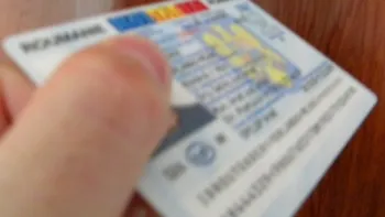 De ce să eviţi să dai buletinul la hoteluri chiar dacă ţi se cere. Poţi oferi alt act pentru a nu avea probleme