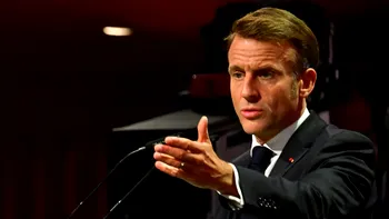 Emmanuel Macron a numit un nou guvern. Franța are al treilea executiv în mai puțin de un an