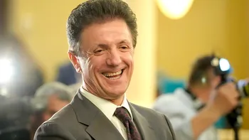 Gică Popescu, investiție de 6.000.000 de euro într-un mic oraș al țării. Fostul fotbalist a mers pe șantier să verifice lucrările