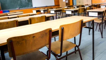 Încă un județ din România suspendă cursurile. Toate școlile și grădinițele se închid din cauza codului roșu de ploi