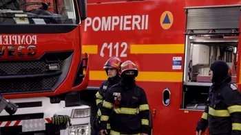 Incendiu la Ministerul de Finanţe. Opt autospeciale de stingere sunt deja la faţa locului