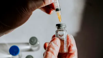 Injecția care previne HIV, „gata să schimbe totul”, este aproape de aprobare oficială în Anglia și Țara Galilor