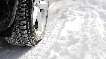 Lista echipamentelor auto obligatorii pe timp de iarnă. Ce trebuie să ai în mașină ca să eviți amenzile