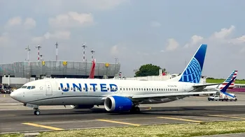 Prima ipoteză oficială despre obiectul misterios care a lovit avionul Boeing la 11.000 de metri, ducând la rănirea unui pilot și la o aterizare forțată