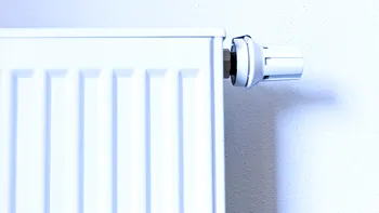Primăria Iași se împrumută de la bănci cu 130 de milioane de lei pentru a asigura încălzirea locuințelor la iarnă. „Rețeta perfectă pentru falimentul unui oraș”