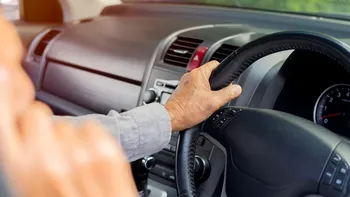 Record de infracțiuni pentru un bărbat de 70 de ani din Arad: beat la volan, fără permis și cu numere false