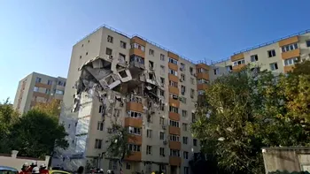 Pompierul care a salvat-o pe fata de 17 ani după explozia din Rahova, mărturii cutremurătoare. ”Oamenii țipau, tânăra se afla fix pe colțul blocului”