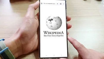 Wikipedia cere companiilor de inteligență artificială să plătească pentru accesul la conținut și să înceteze practicile de scraping