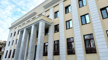 Incident la Ambasada Rusiei din Bucureşti: Un bărbat a încercat să intre cu maşina în poartă. Cum a evitat jandarmul de serviciu o tragedie
