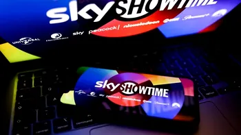Pe SkyShowtime ai povești care te scot din rutină: Cele mai noi filme și seriale