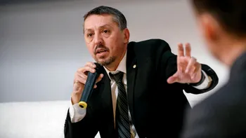 Ministerul Educației anunță creșterea plății cu ora pentru profesori. Când ar putea intra în vigoare măsura
