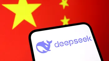 China accelerează cursa militară a inteligenței artificiale: de la câini roboți la roiuri autonome de drone