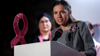 Mirabela Grădinaru, gest emoţionant pentru femeile din România. Implicarea partenerei lui Nicuşor Dan în lupta împotriva cancerului la sân, neaşteptată: 