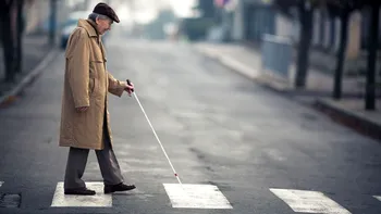 Noi speranțe pentru cei care și-au pierdut vederea. Un cip revoluționar promite să-i ajute să vadă din nou