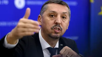 Când ar urma profesorii să primească prima de carieră didactică. Anunțul Ministerului Educaţiei