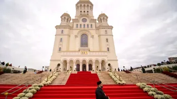 Catedrala Națională din București se redeschide în prag de sărbători. Care este programul de acces de Sfântul Andrei și 1 Decembrie