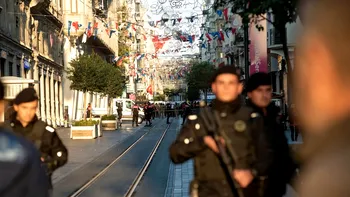 Doi turişti români, răniţi în timpul atacului armat din piața Taksim din Istanbul. În ce stare se află aceştia