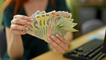 Legea transparenței salariale intră în vigoare în 2026. Ce vor fi obligați angajatorii să facă și de ce se tem patronii