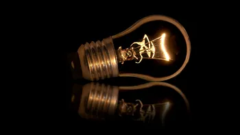 Percheziții de amploare la un mare distribuitor de energie din România. Ancheta vizează manipularea pieței și obținerea ilegală de subvenții de la stat