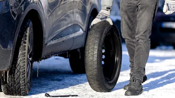 Temperatura la care trebuie să ai cauciucuri de iarnă montate. Nu contează luna din an