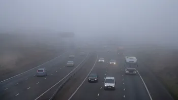Atenționare meteo pentru șoferi: Ceață densă în jumătate de țară, vizibilitate sub 50 de metri