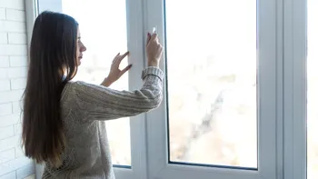 Nici 20 de minute, dar nici jumătate de oră: intervalul de timp corect pentru a aerisi casa iarna