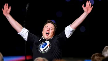 Elon Musk devine primul trilionar în dolari din lume. Tesla i-a aprobat salariul record: cu ce vine la pachet totul