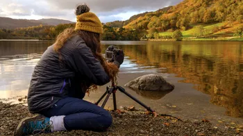 Cum reușești să faci fotografii clare în mișcare: timpi scurți, urmărire AF și rafală