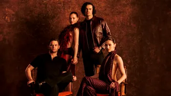 Revenire spectaculoasă în universul „Spartacus”. Lucy Lawless schimbă istoria în noul serial „House of Ashur”