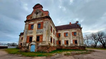 O mănăstire veche de sute de ani, vândută pe câțiva euro. Ce destinație va avea clădirea în viitor