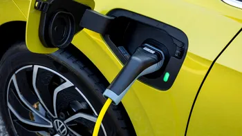 Europa sub presiune: Mașinile hibride chinezești cu încărcare la priză schimbă echilibrul industriei auto