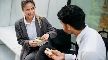 Pauza de masă este inclusă în programul de lucru? Ce spune Codul Muncii