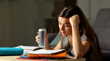Un consum extrem de energizante a dus la un accident vascular cerebral neașteptat. Ce au confirmat specialiștii