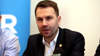 Ce mesaj a avut Cătălin Drulă pentru Ciprian Ciucu, după rezultatele exit-poll: „Să aibă curaj”