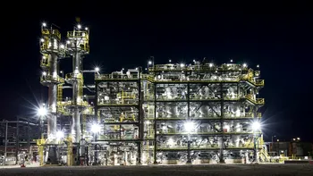 Centrala Petrom Brazi, care asigură aproximativ 10% din energia electrică produsă în ţară,  oprită din cauza lipsei alimentării cu apă