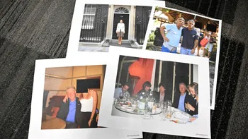 S-au publicat dosarele Epstein: Trump apare foarte puțin, Clinton, Bill Gates și Michael Jackson apar mai des. Americanii acuză o „transparență cu foarfeca”