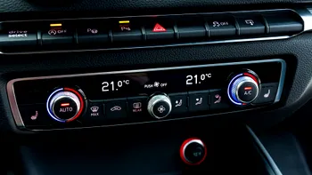 La ce temperatură setezi climatizarea din maşină iarna: porneşti sau nu aerul condiţionat când te urci la volan
