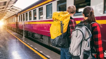 Orașul din România care va avea primul tren suspendat. Studiul de prefezabilitate a fost anunțat