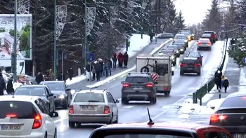 Blocaj pe DN1 înainte de Revelion: coloane kilometrice între București și Brașov. Poliția recomandă rute ocolitoare