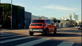 Europenii, mari amatori de mașini electrice - ce s-a întâmplat în 2025 în piața auto cu preferințele șoferilor