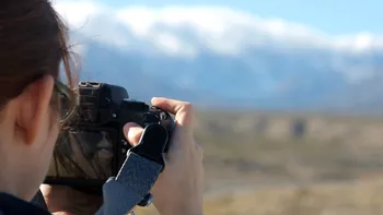 Cum reușești să faci compoziții care atrag în fotografie: regula treimilor, linii de fugă și spațiul de respirație
